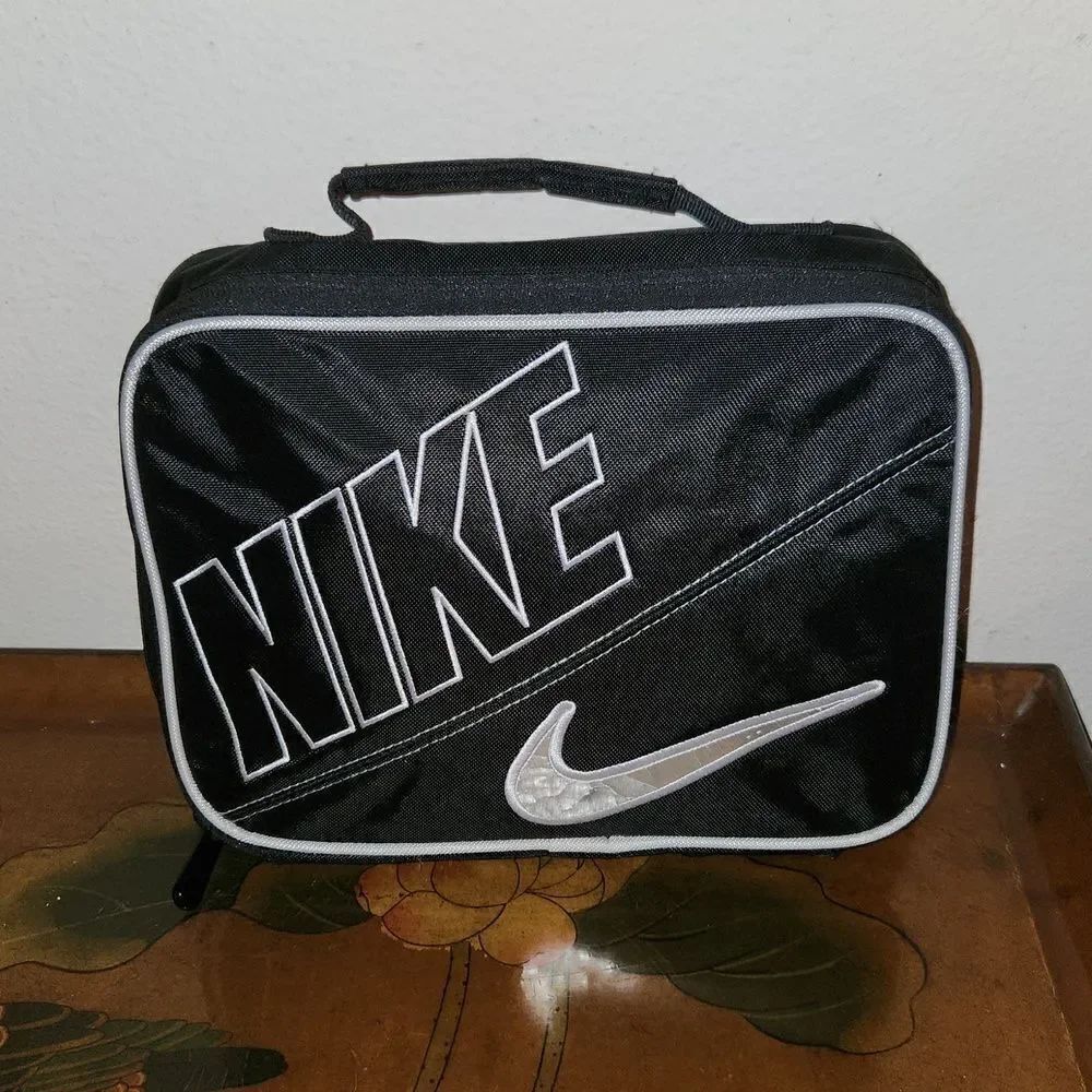 Nike Insulated Lunch Bag